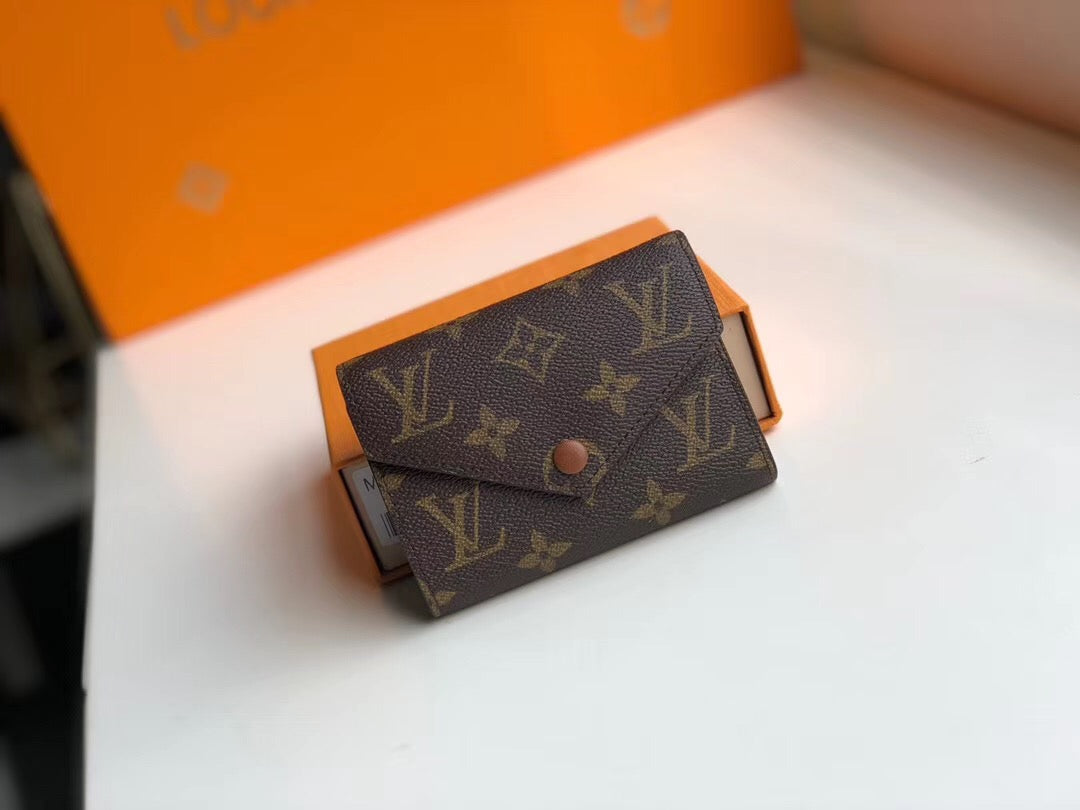 LV PORTAFOGLIO VICTORINE