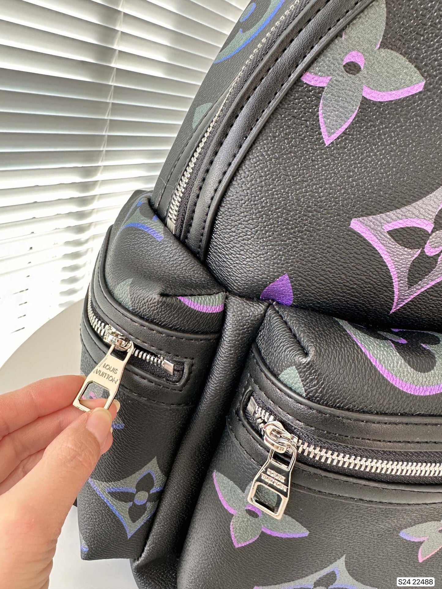 Zaino lv